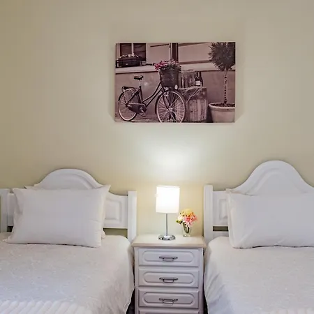 Gasthof Sao Vicente Guest House